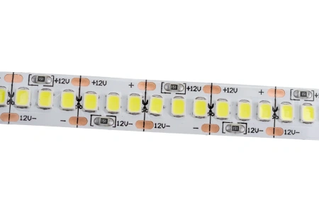 Светодиодная лента General 2835-240-19.2W/m-12V IP20 6500K холодный белыйбел.(цена за 1м) cупер яркая