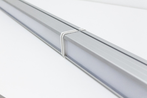 Светодиодный светильник VRN-RTL-32-8MA50K65-U 4000Лм 900мм Ритейл 32Вт