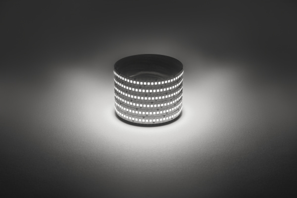 Светодиодная лента ЭРА 2835-240-12V IP20 4000К 19.2W/m супер яркая LS2835 1514 (цена за 1м)